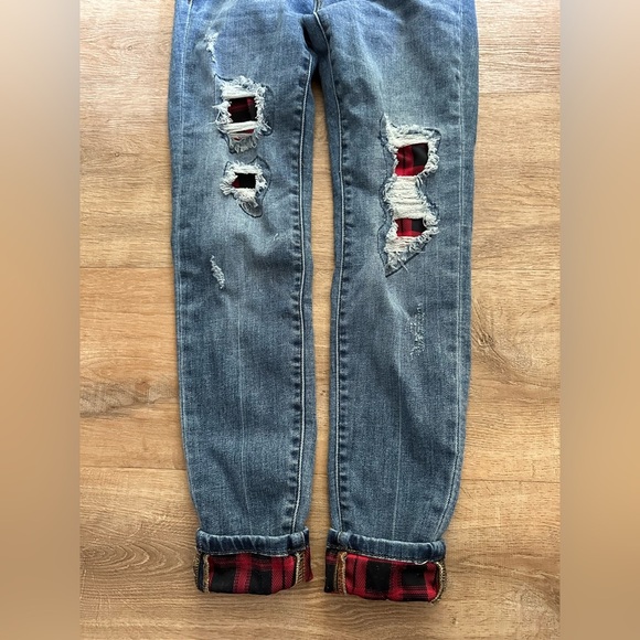 Judy Blue Buffalo Plaid Patch Skinny Jeans Size 25 - Picture 3 of 10